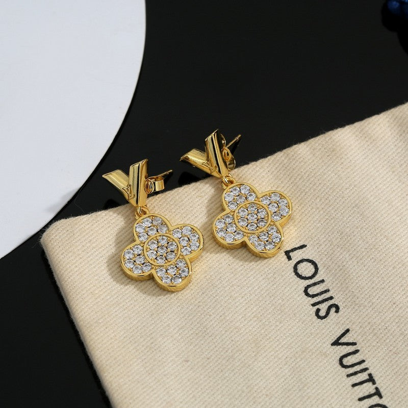 Louis Diamond Flower Earrings