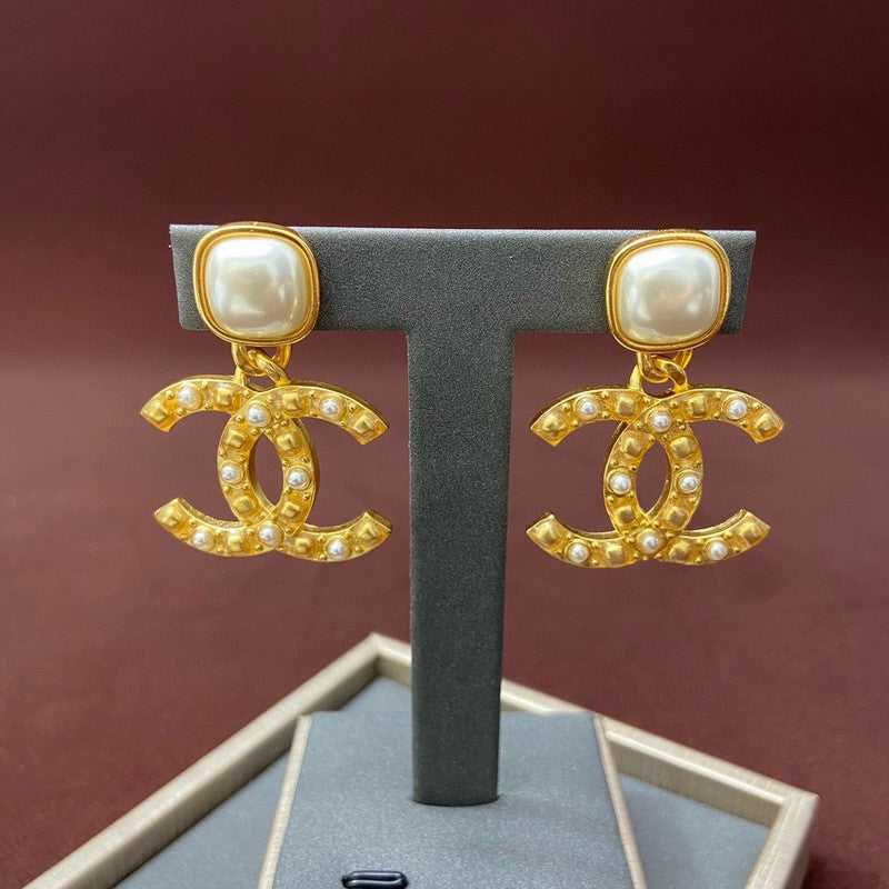 CC Pearl Yellow Gold Earrings