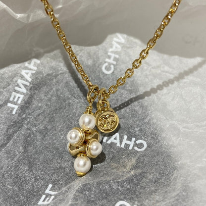CC 26P Vintage Grape Pendant Necklace