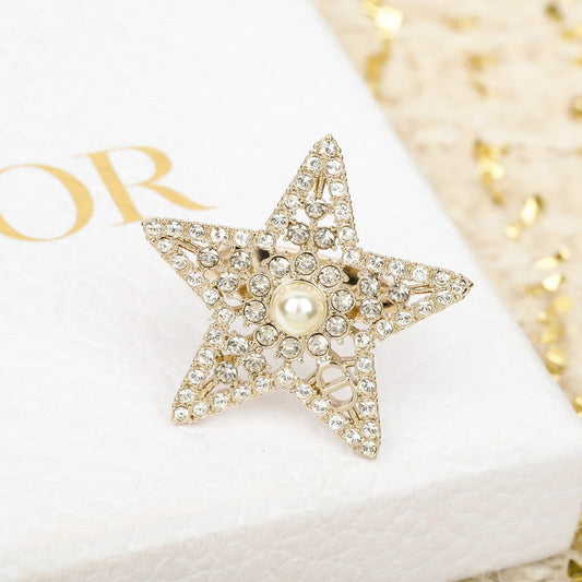 CD Star Diamond Brooch