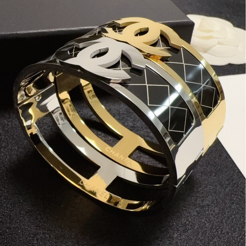 18K CC Black Gold Cuff Bracelet