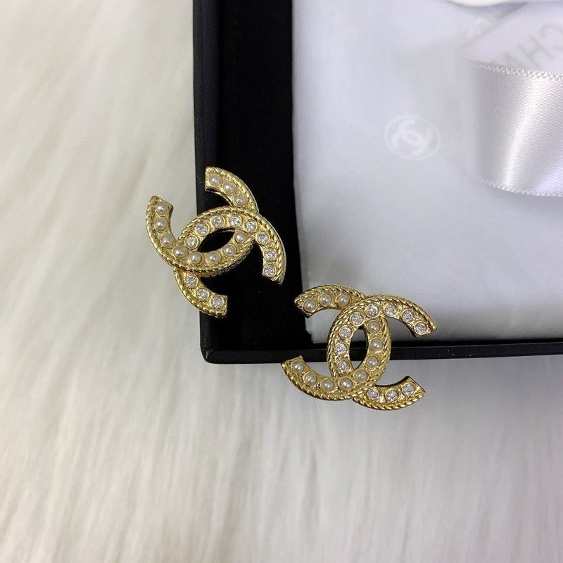 CC Pearls Earrings