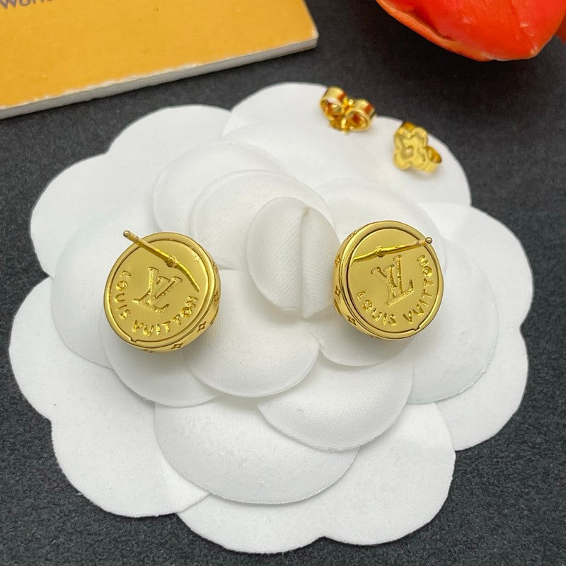 Louis Black & White Pearl Earrings