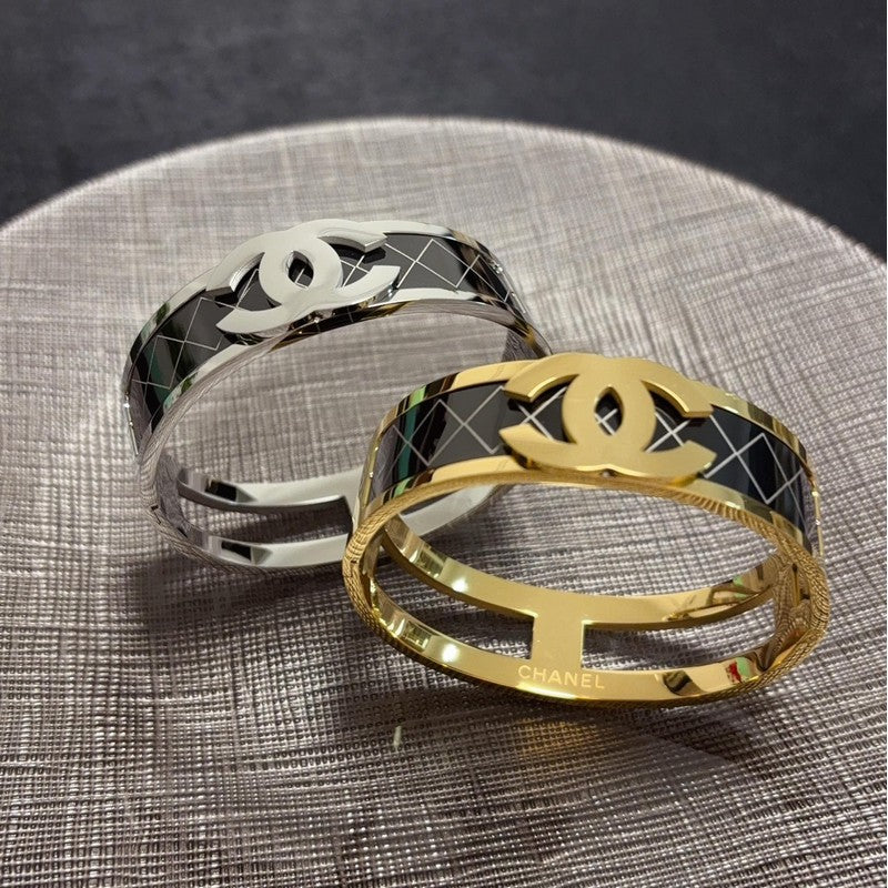 18K CC Black Gold Cuff Bracelet