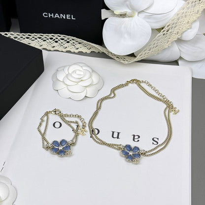 CC 26C Blue Flower Diamond Bracelet