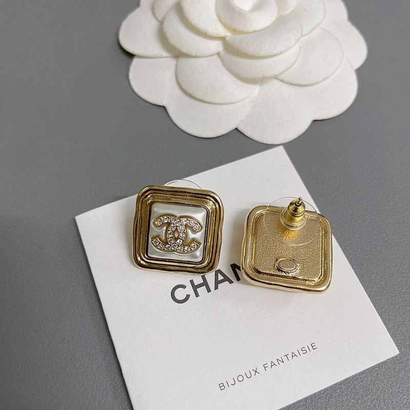 CC Pearl Gold Square Earrings