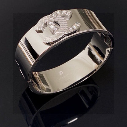 18K CC White Gold Cuff Bracelet